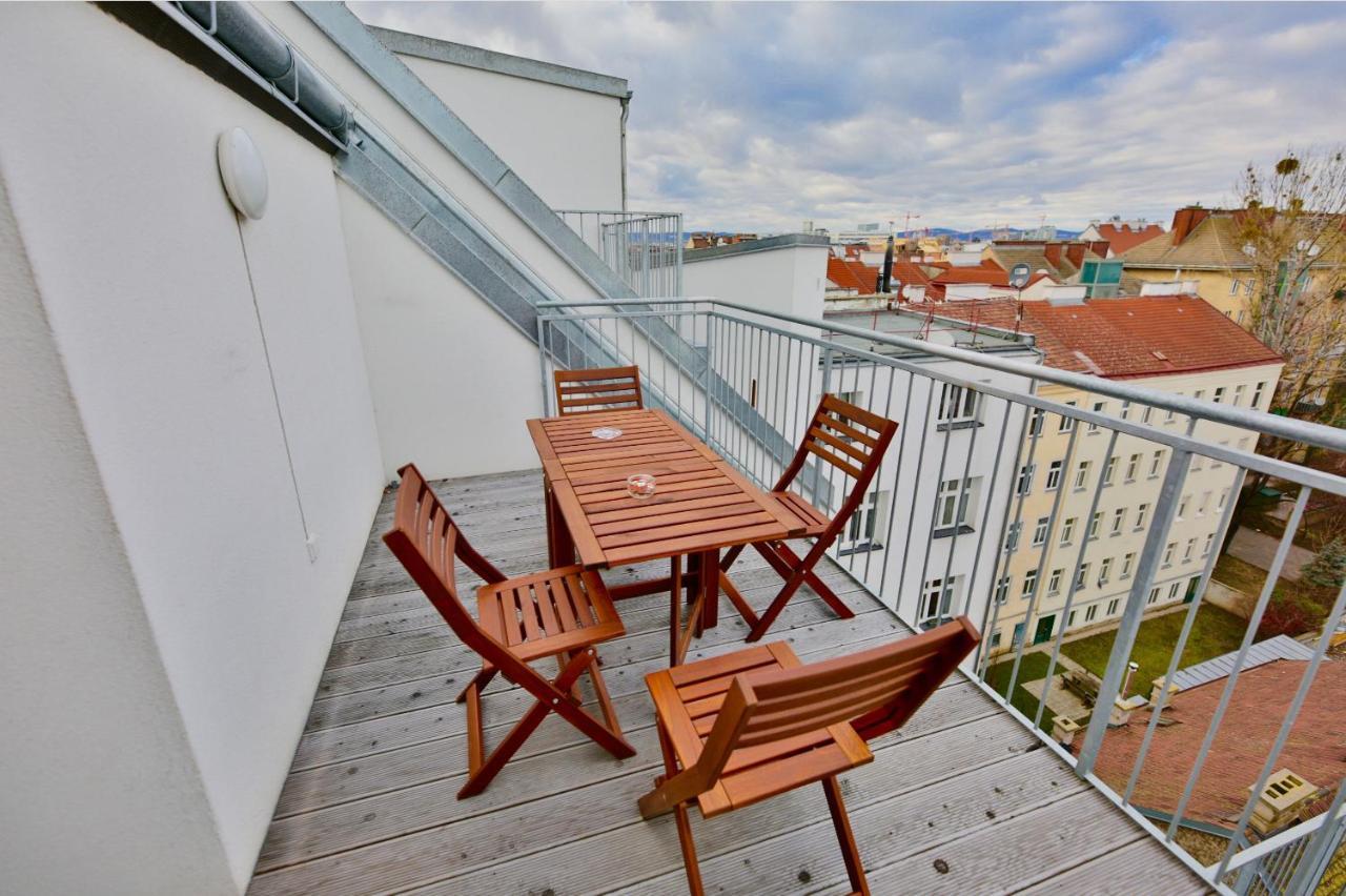 Sunny Penthouse With Terrace. Great View! Dg2 Apartman Bécs Kültér fotó