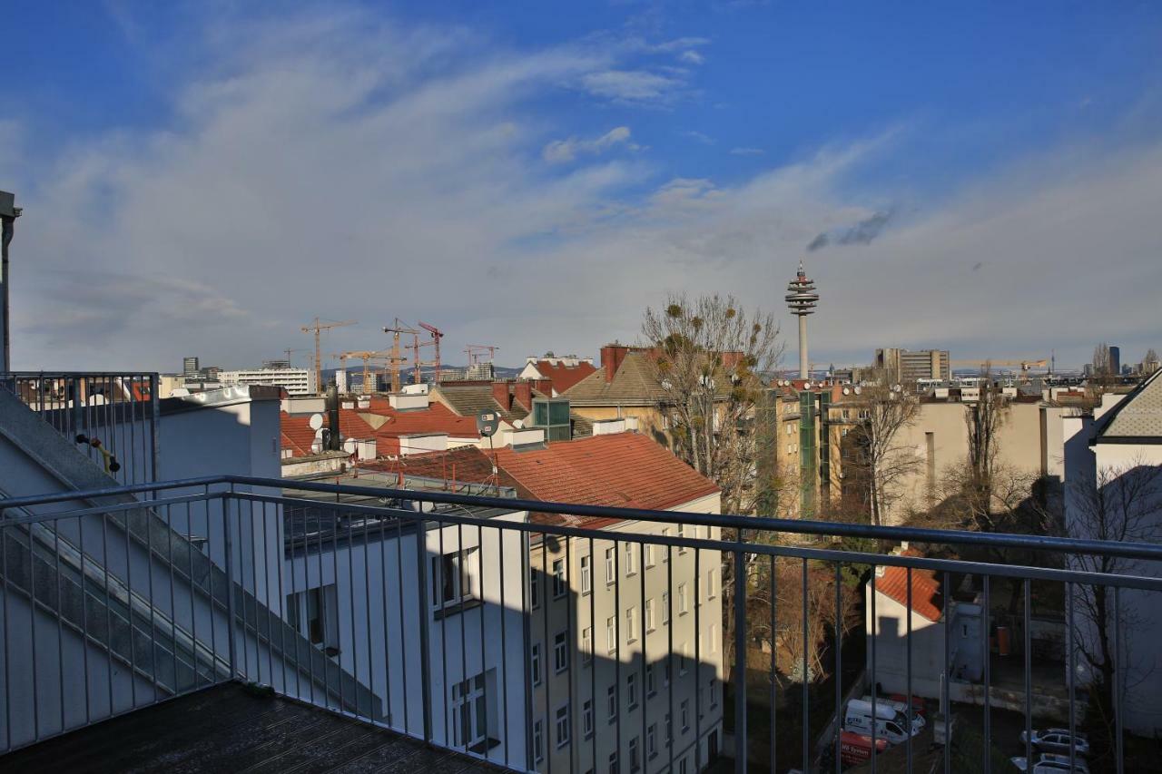 Sunny Penthouse With Terrace. Great View! Dg2 Apartman Bécs Kültér fotó